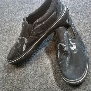Skull & raven slip ons